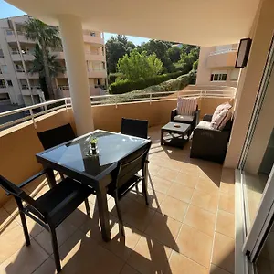 les-calanques-cavalaire-sur-mer.fr-provencehotel.com/